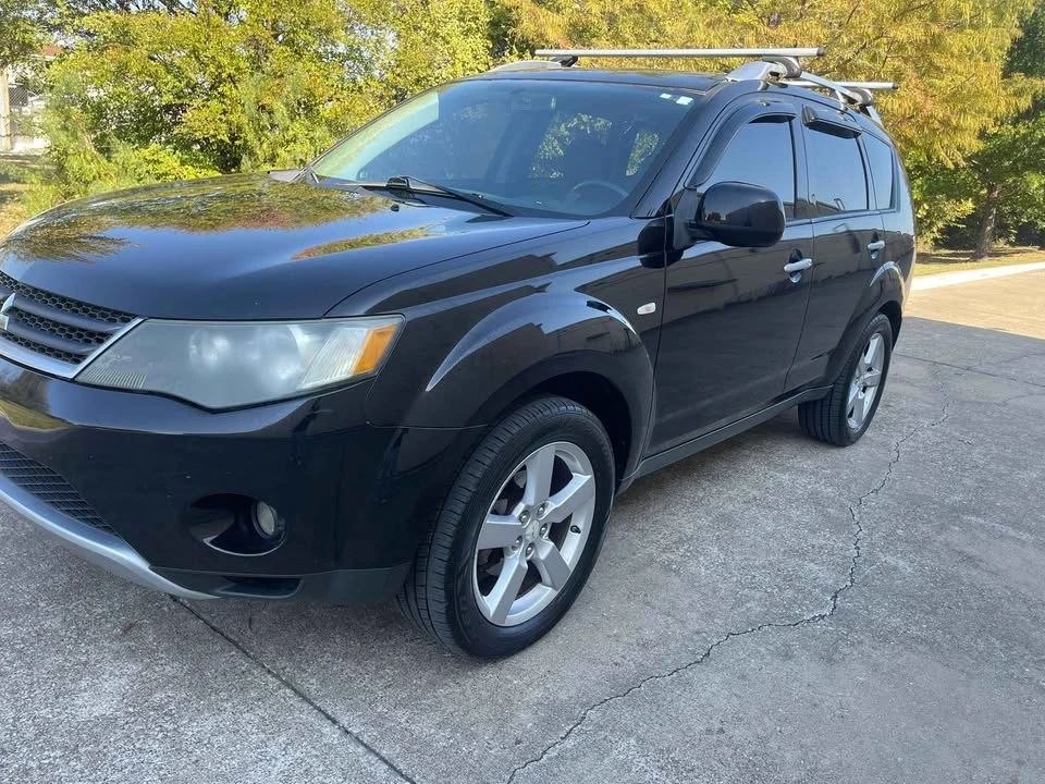 2007 Mitsubishi Outlander - Image 8 of 17