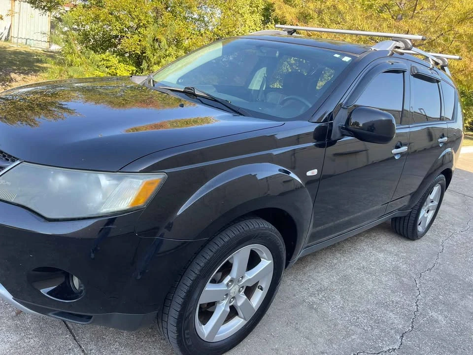 2007 Mitsubishi Outlander - Image 9 of 17
