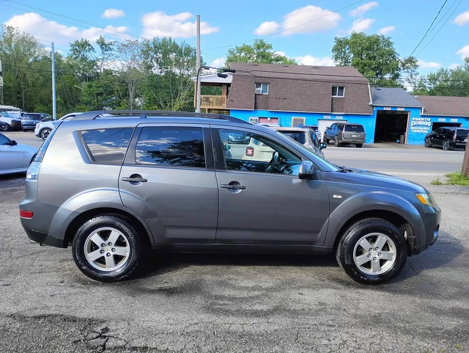 2007 Mitsubishi Outlander - Image 3 of 13
