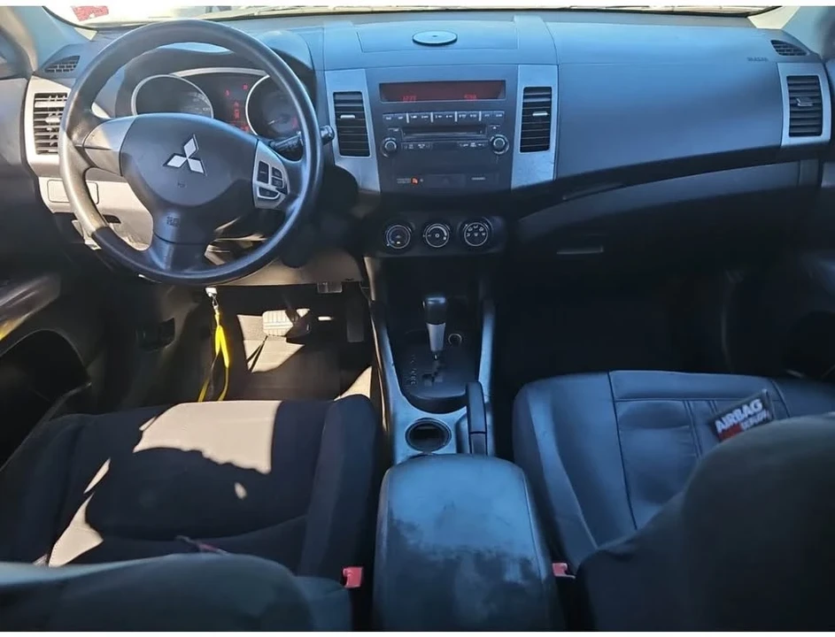 2007 Mitsubishi Outlander - Image 7 of 12