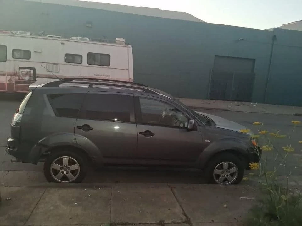 2007 Mitsubishi Outlander - Image 3 of 6