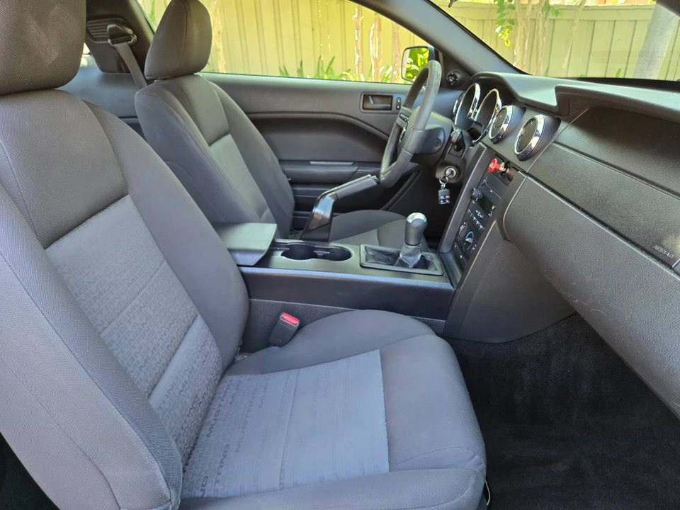 2007 Ford S197 Mustang - Image 16 of 21
