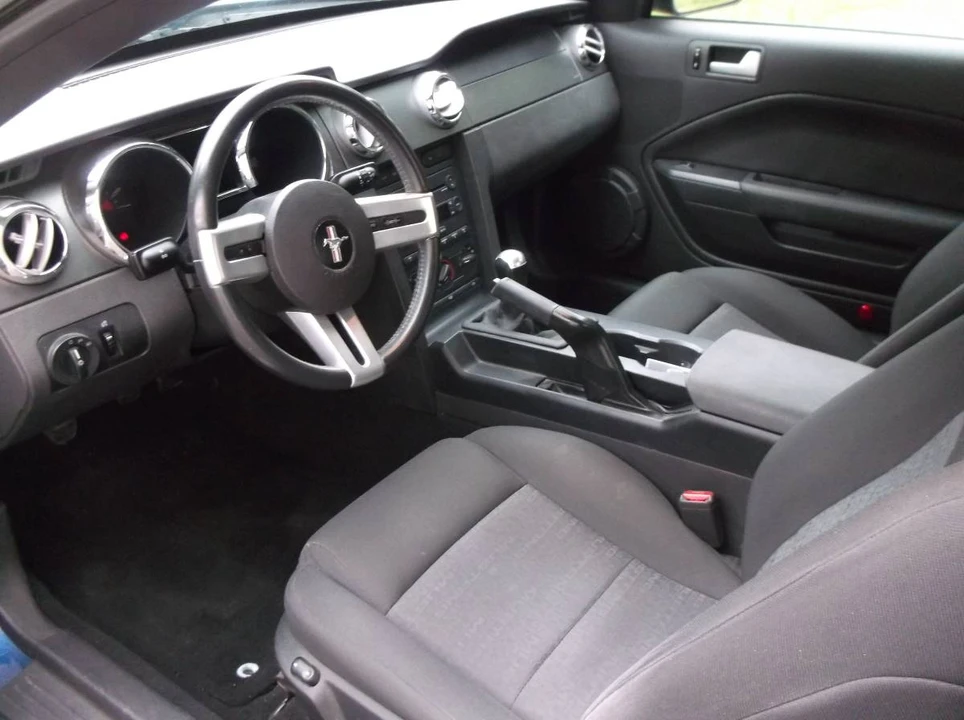 2007 Ford S197 Mustang - Image 8 of 9