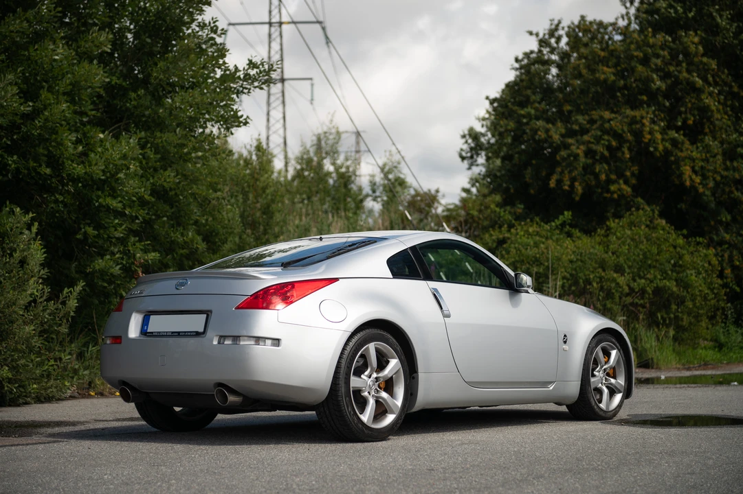 2007 Nissan 350Z 5th Gen - Image 13 of 31