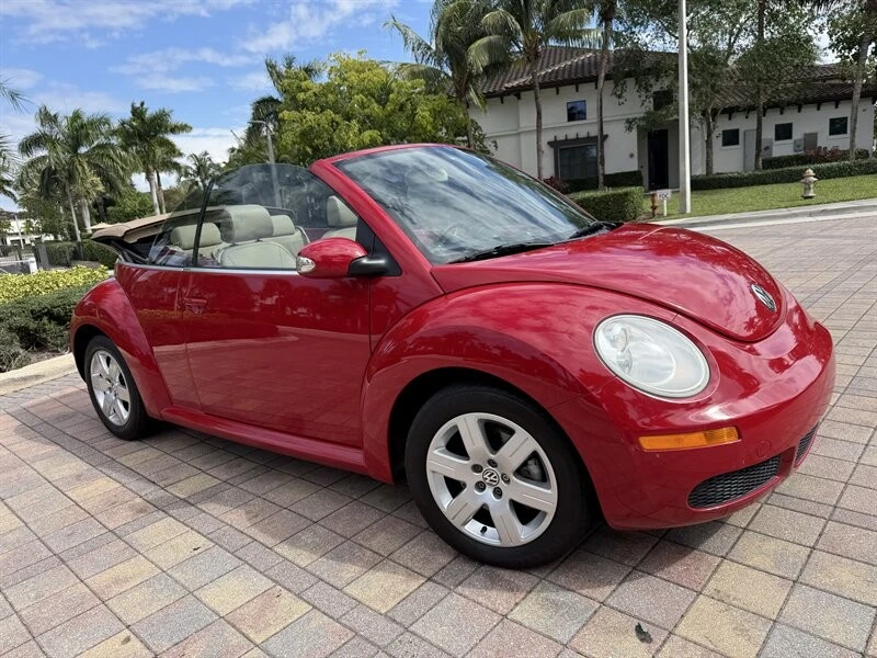 2007 Volkswagen New Beetle - Image 9 of 21