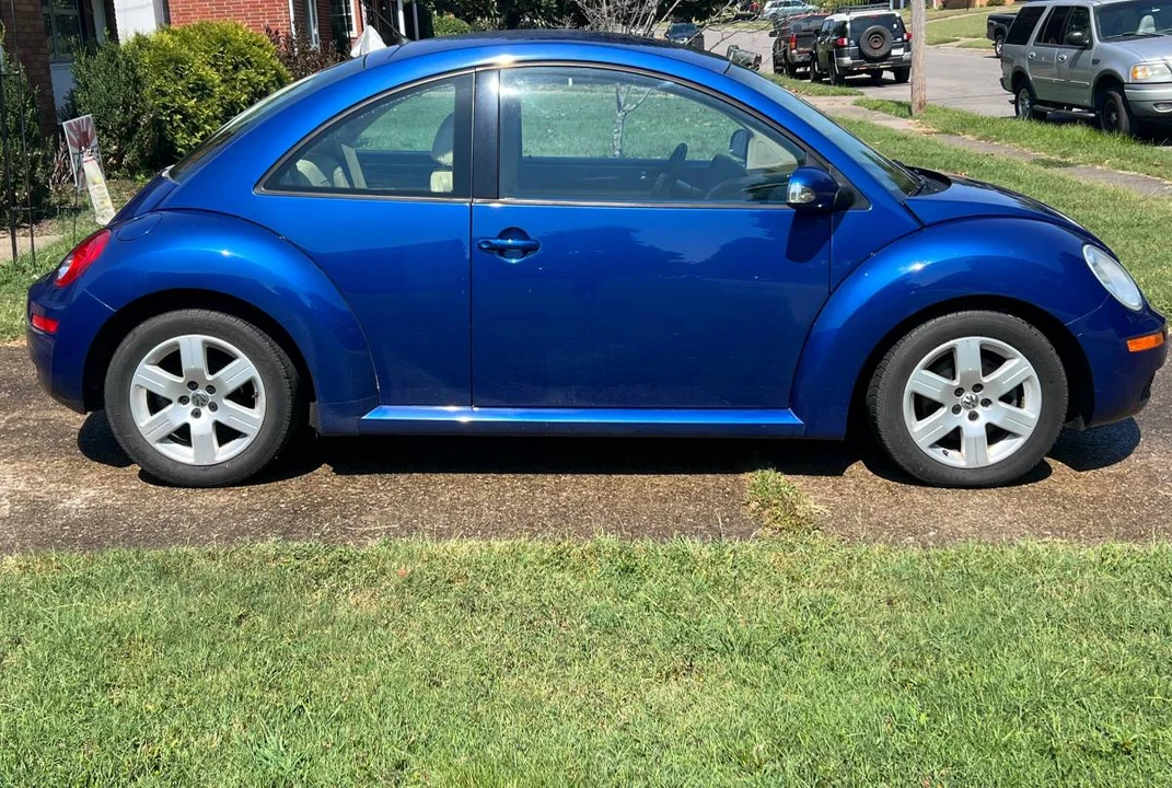 2007 Volkswagen New Beetle - Image 2 of 20