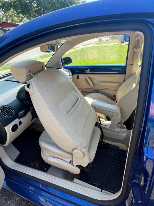 2007 Volkswagen New Beetle - Image 7 of 20
