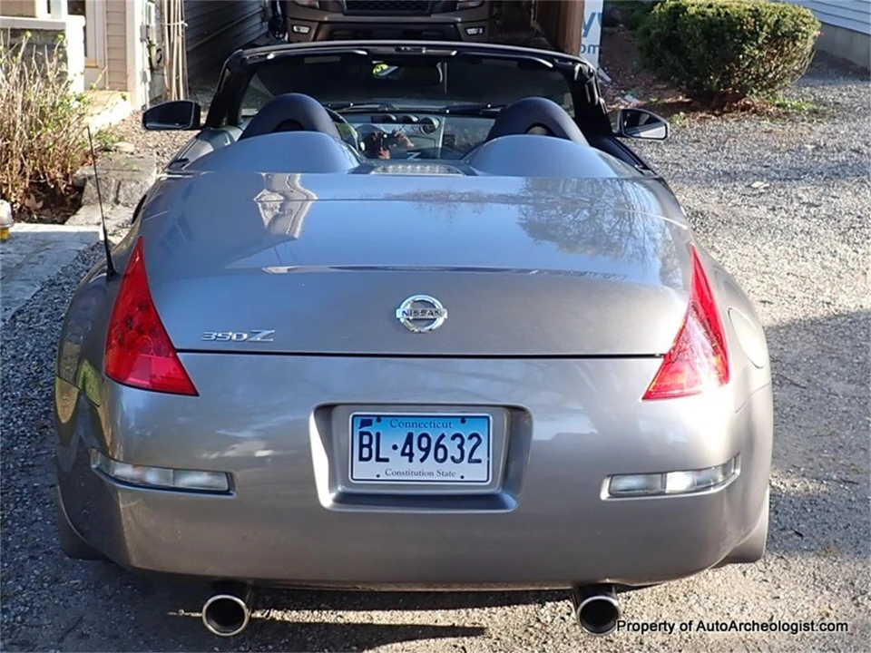 2007 Nissan 350Z 5th Gen - Image 13 of 24