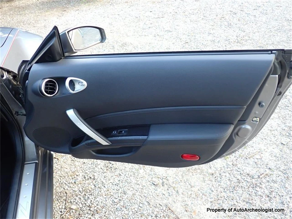 2007 Nissan 350Z 5th Gen - Image 16 of 24