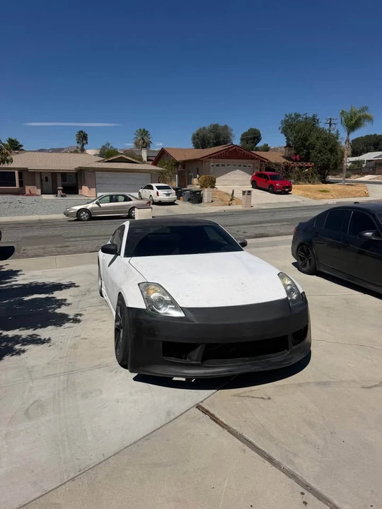 2007 Nissan 350Z 5th Gen - Image 2 of 3