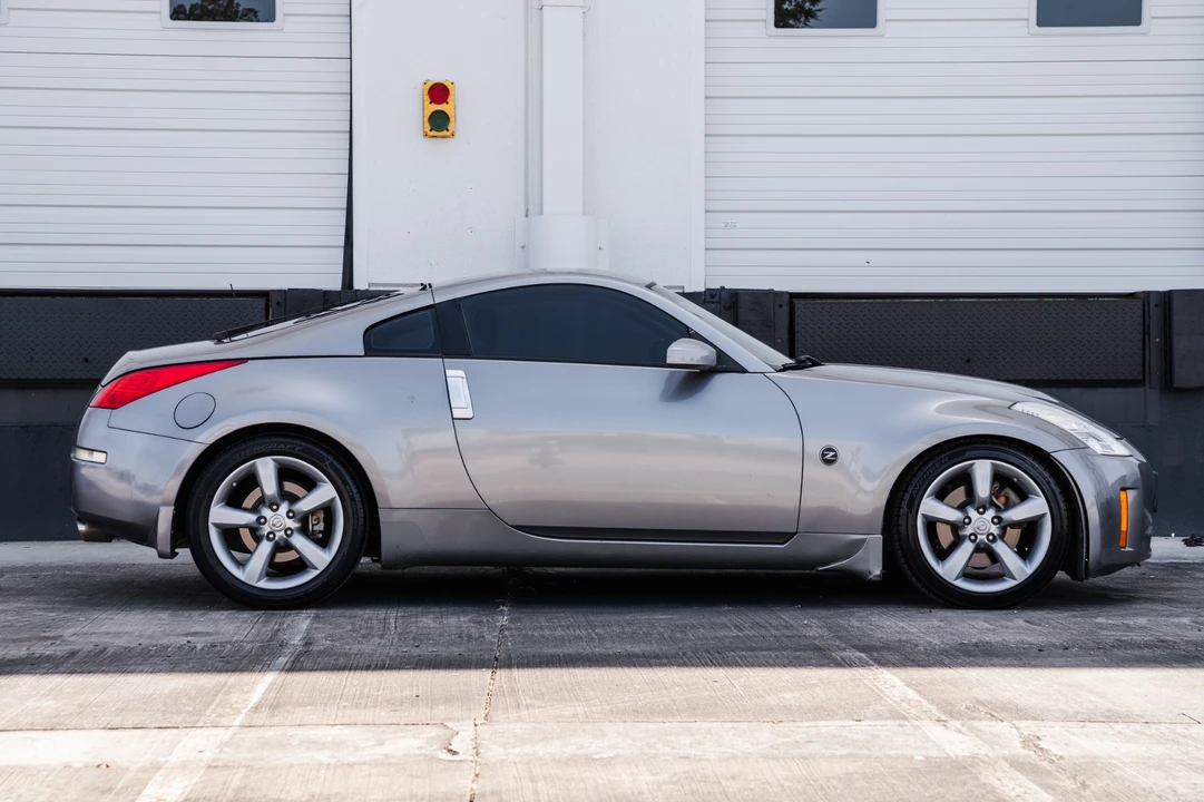 2007 Nissan 350Z 5th Gen - Image 12 of 31