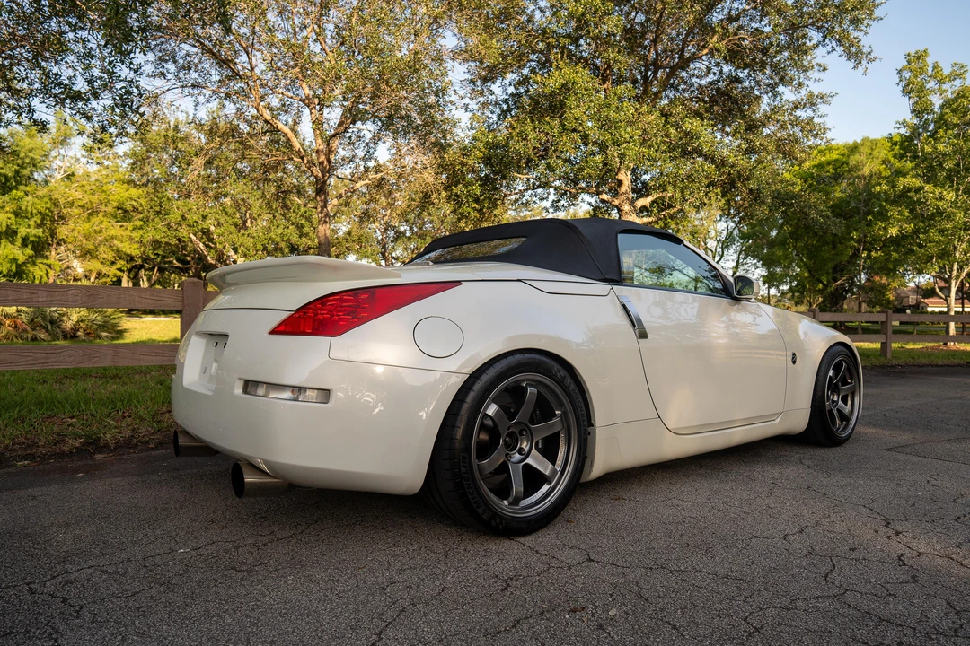 2007 Nissan 350Z 5th Gen - Image 17 of 31