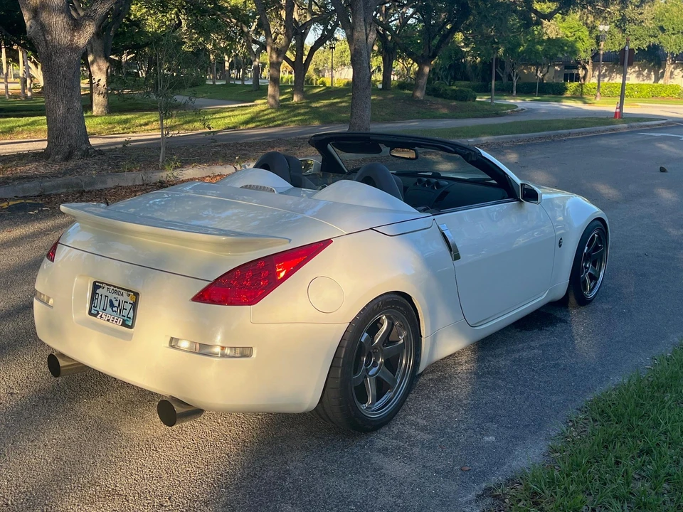 2007 Nissan 350Z 5th Gen - Image 10 of 31