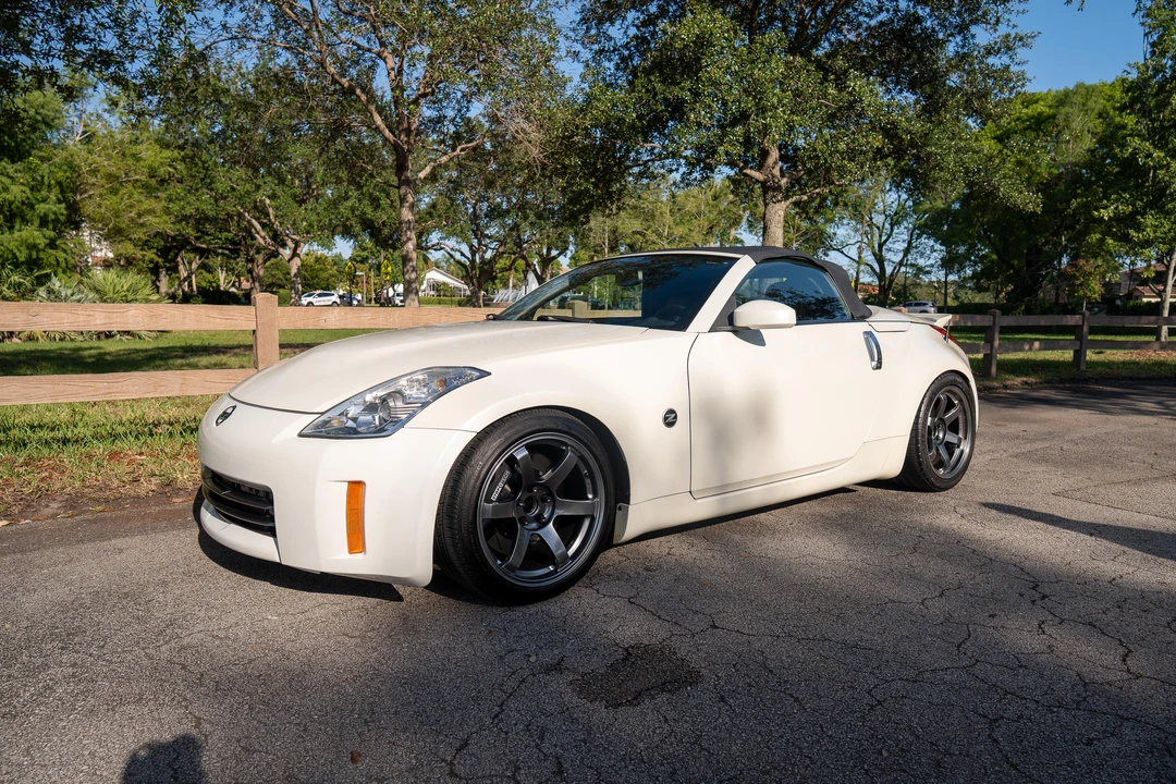 2007 Nissan 350Z 5th Gen - Image 14 of 31