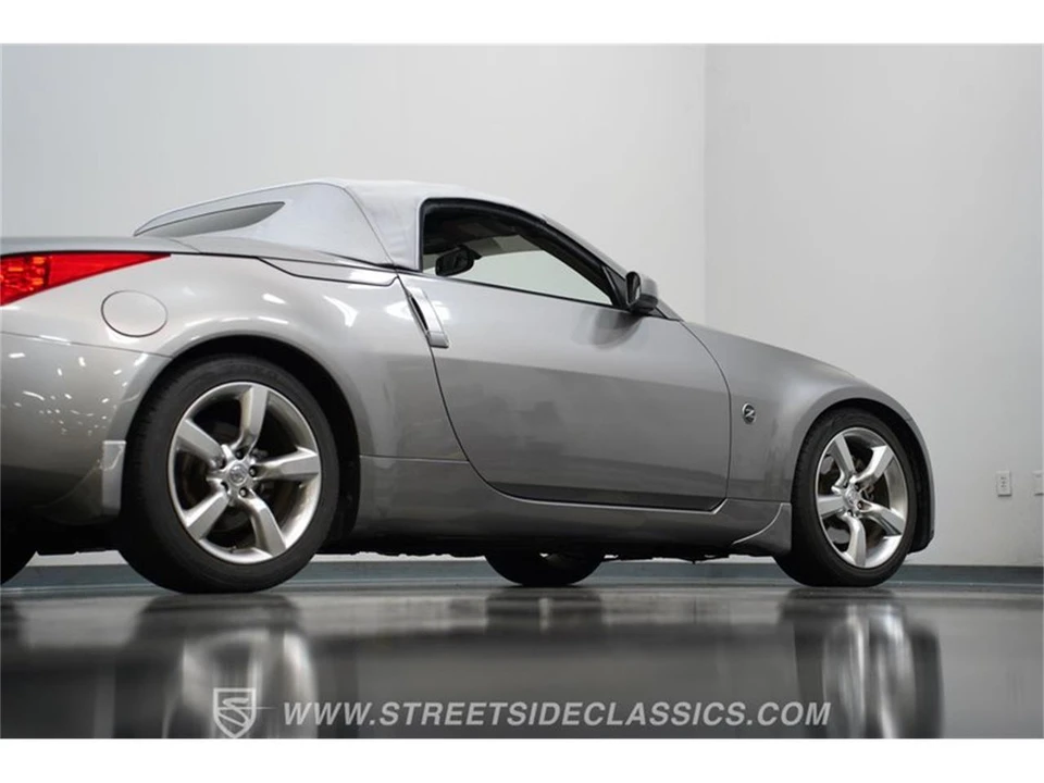 2007 Nissan 350Z 5th Gen - Image 26 of 31