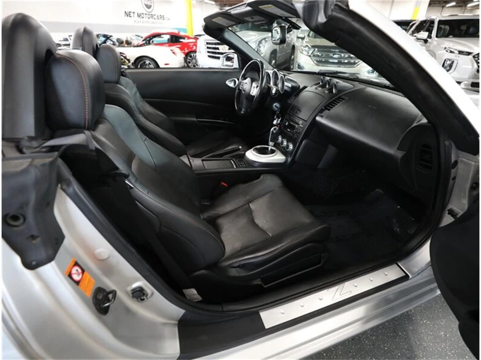 2007 Nissan 350Z 5th Gen - Image 19 of 31