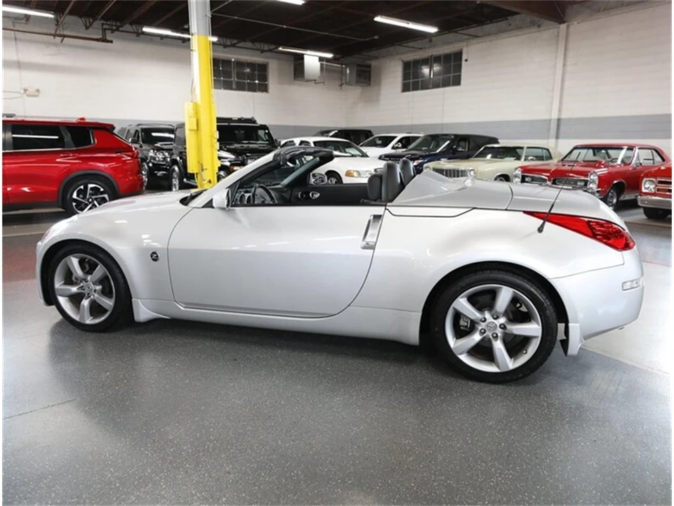 2007 Nissan 350Z 5th Gen - Image 16 of 31