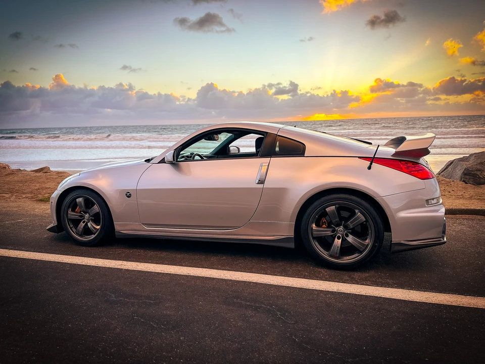 2007 Nissan 350Z 5th Gen - Image 15 of 31