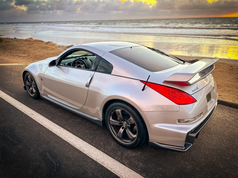 2007 Nissan 350Z 5th Gen - Image 19 of 31