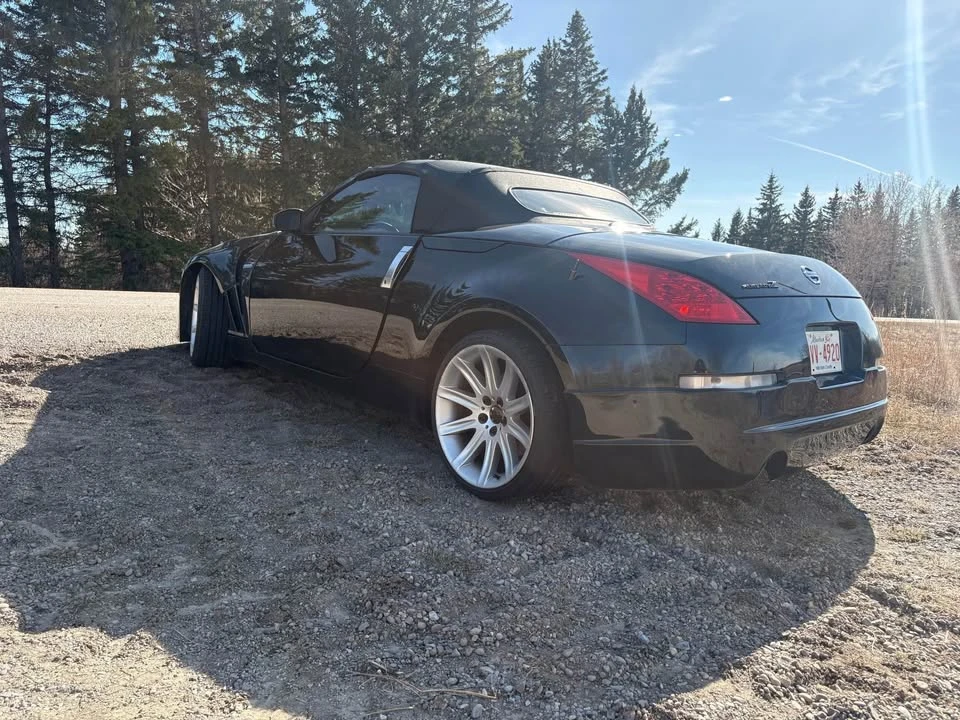 2007 Nissan Z - Image 8 of 12