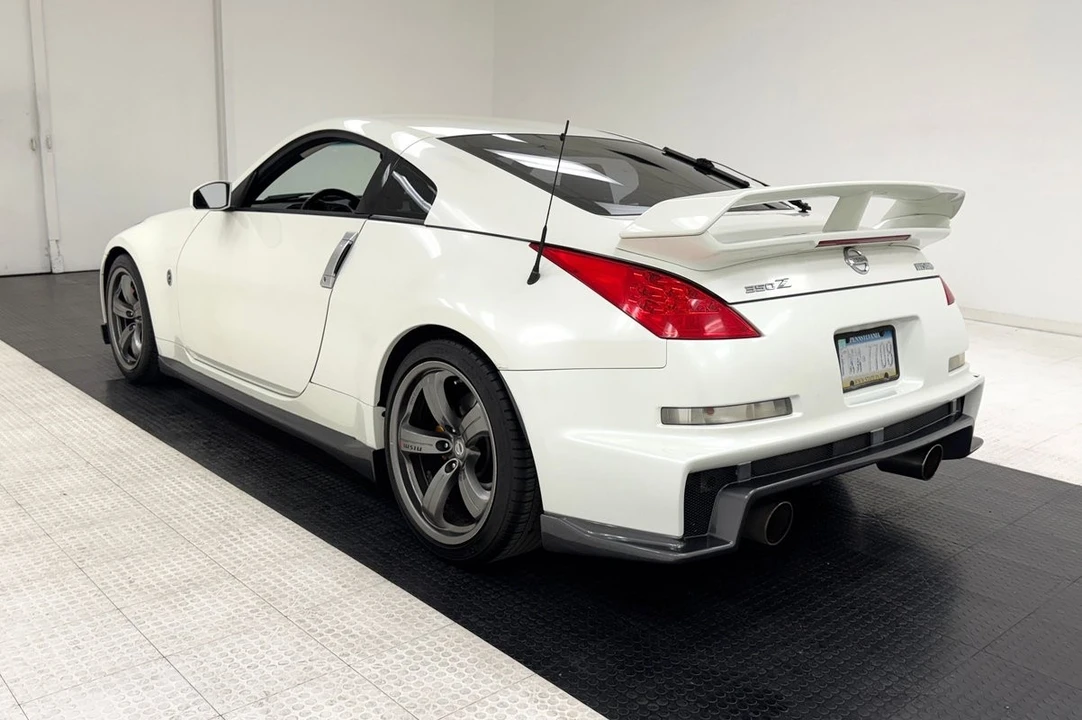2007 Nissan 350Z 5th Gen - Image 3 of 12