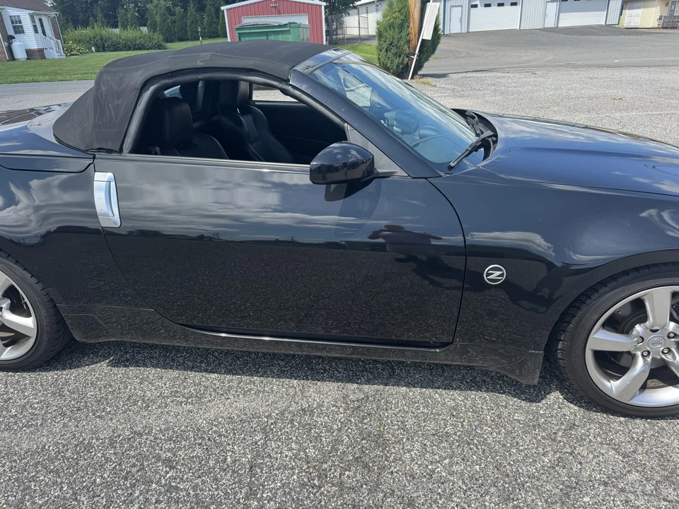 2007 Nissan 350Z 5th Gen - Image 16 of 31