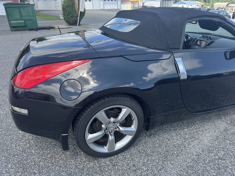 2007 Nissan 350Z 5th Gen - Image 23 of 31