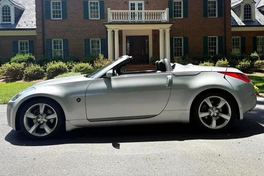 2007 Nissan 350Z Touring Roadster