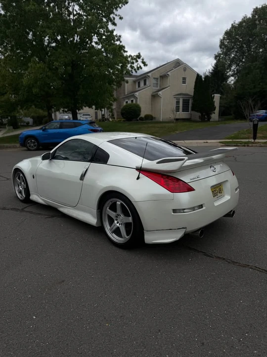 2007 Nissan 350Z 5th Gen - Image 4 of 11