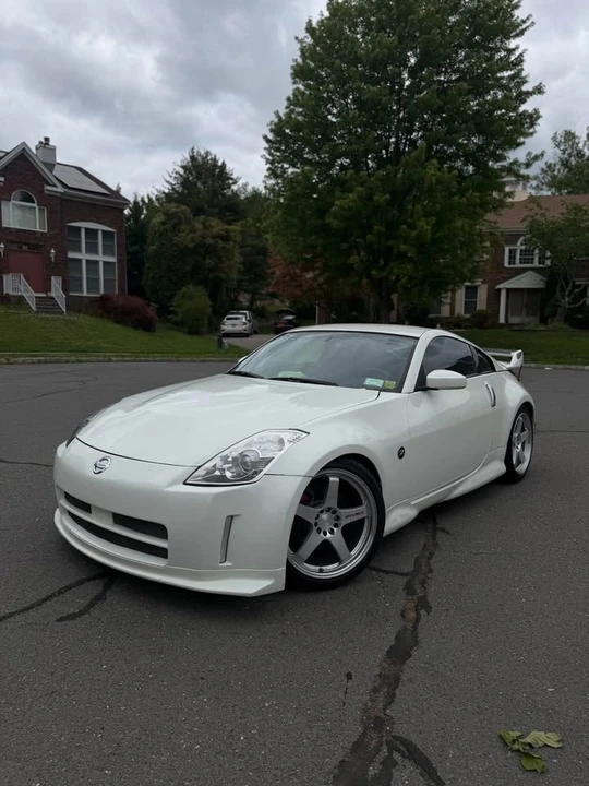 2007 Nissan 350Z 5th Gen - Image 2 of 11