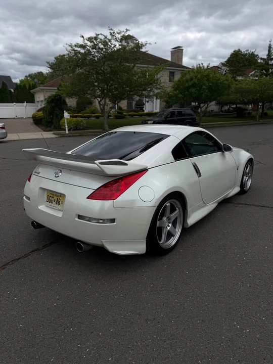 2007 Nissan 350Z 5th Gen - Image 5 of 11