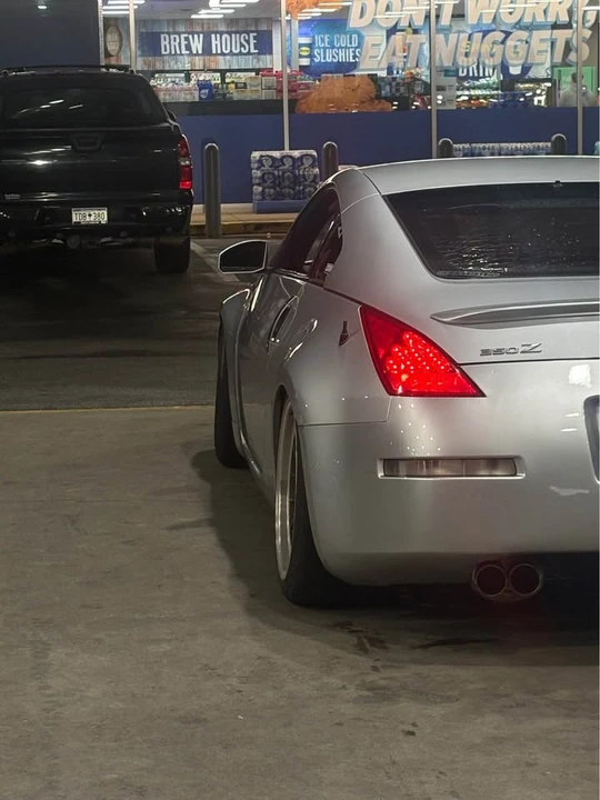 2007 Nissan 350Z 5th Gen - Image 2 of 6