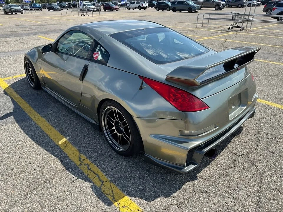 2007 Nissan 350Z 5th Gen - Image 11 of 19