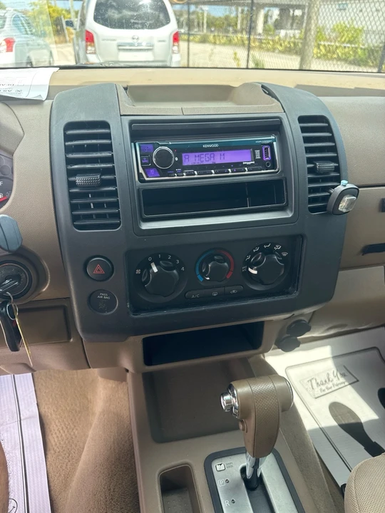 2007 Nissan Frontier 2nd Gen - Image 15 of 21