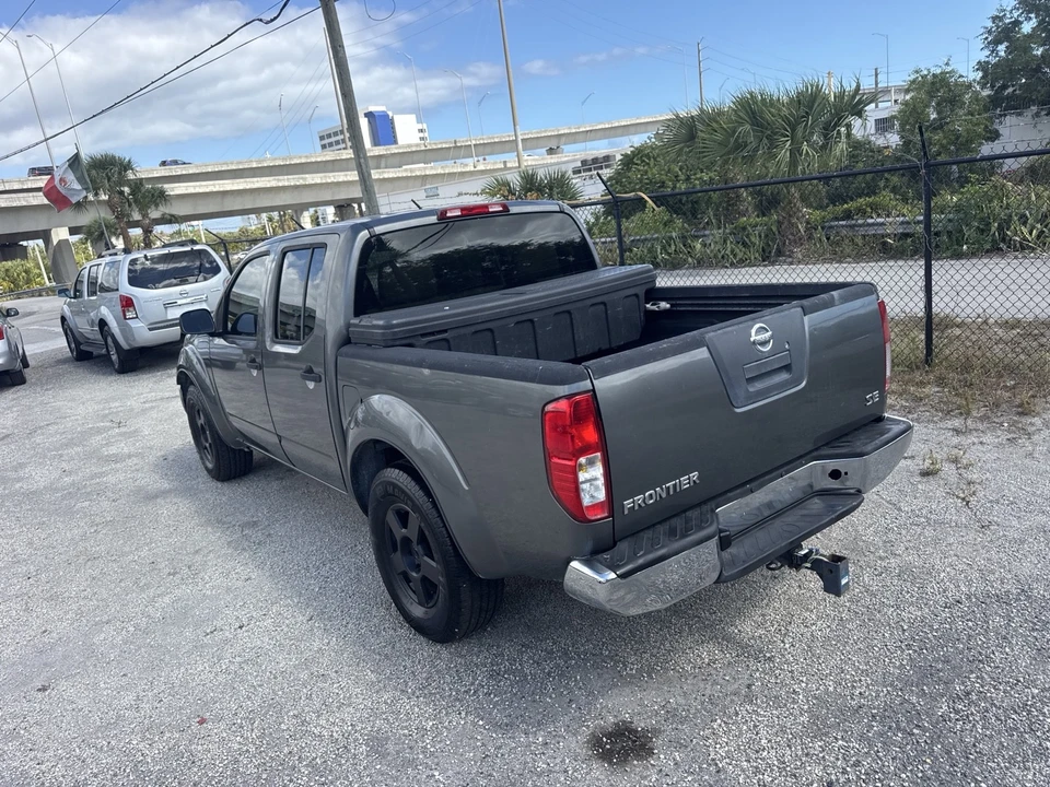 2007 Nissan Frontier 2nd Gen - Image 9 of 21