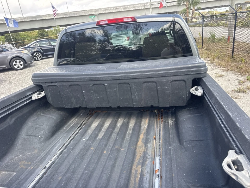 2007 Nissan Frontier 2nd Gen - Image 11 of 21