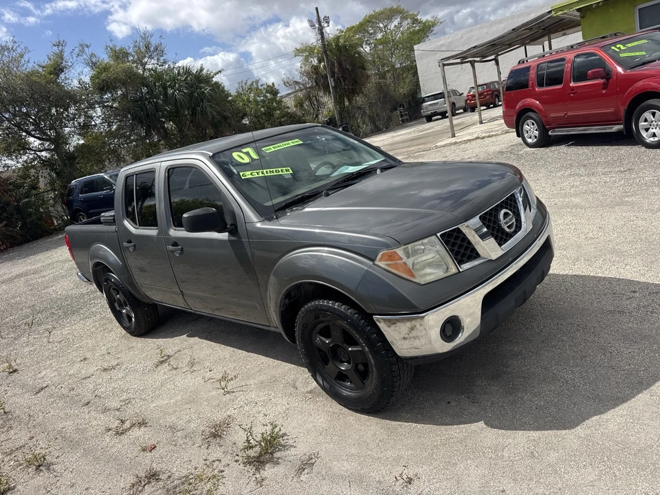 2007 Nissan Frontier 2nd Gen - Image 2 of 21