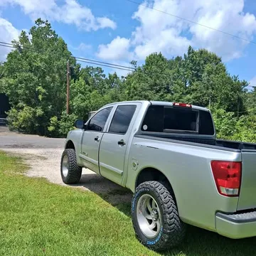 2007 Nissan Frontier Crew Cab Nismo Pickup 4D 5 ft