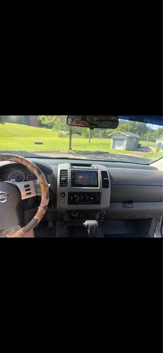 2007 Nissan Frontier 2nd Gen - Image 13 of 15