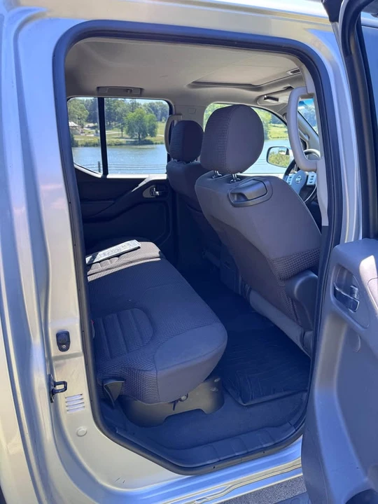 2007 Nissan Frontier 2nd Gen - Image 7 of 13