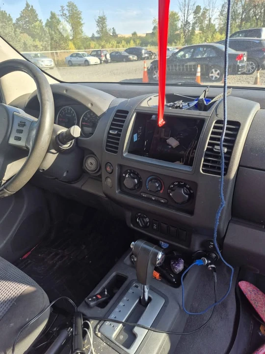 2007 Nissan Frontier 2nd Gen - Image 7 of 10