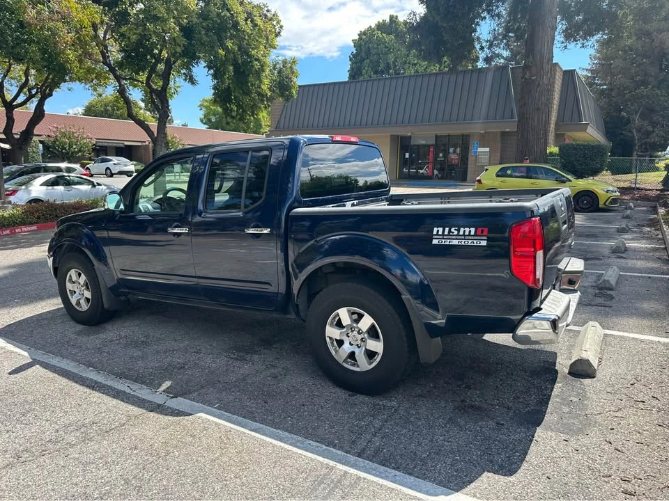 2007 Nissan Frontier 2nd Gen - Image 4 of 10
