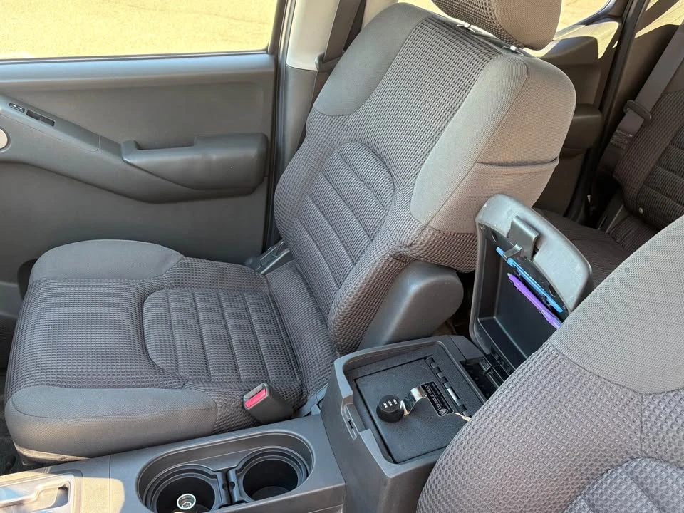 2007 Nissan Frontier 2nd Gen - Image 10 of 14