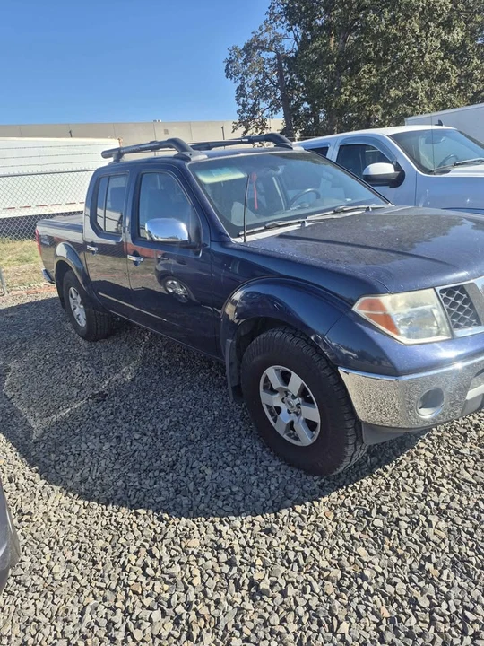2007 Nissan Frontier 2nd Gen - Image 3 of 10