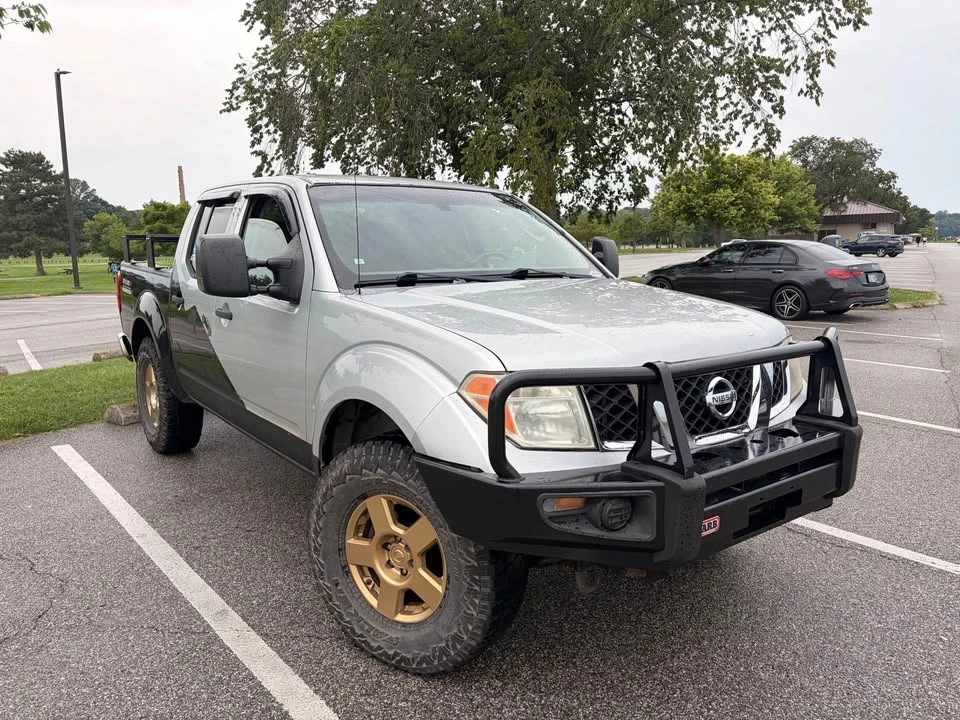 2007 Nissan Frontier 2nd Gen - Image 2 of 7