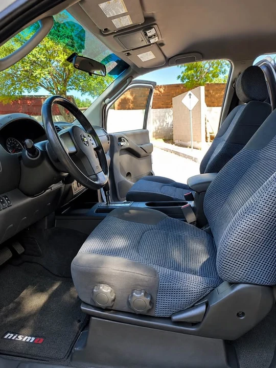 2007 Nissan Frontier 2nd Gen - Image 9 of 17