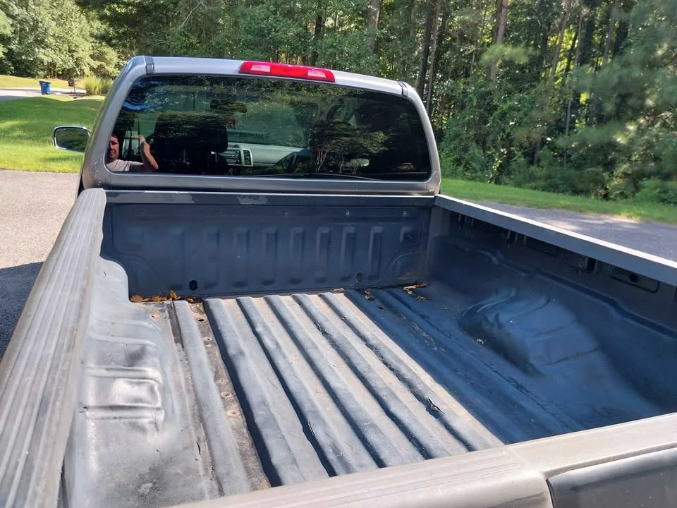 2007 Nissan Frontier 2nd Gen - Image 9 of 16