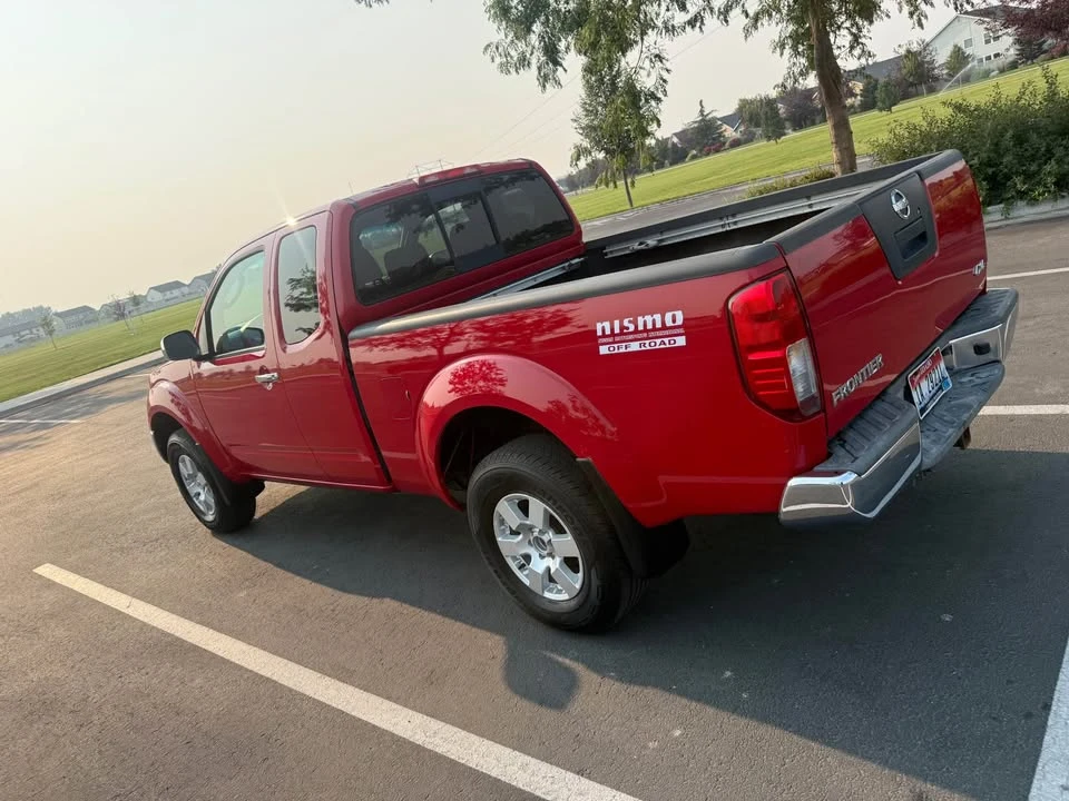2007 Nissan Frontier 2nd Gen - Image 2 of 10