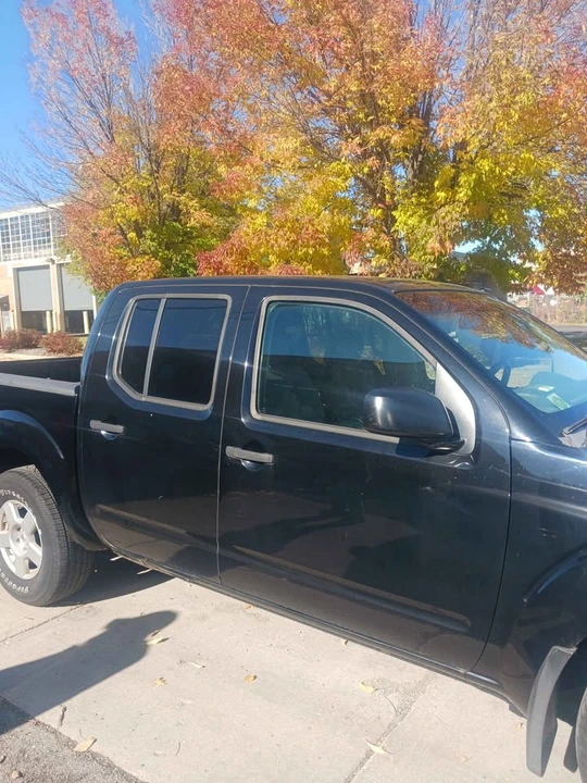 2007 Nissan Frontier 2nd Gen - Image 2 of 5