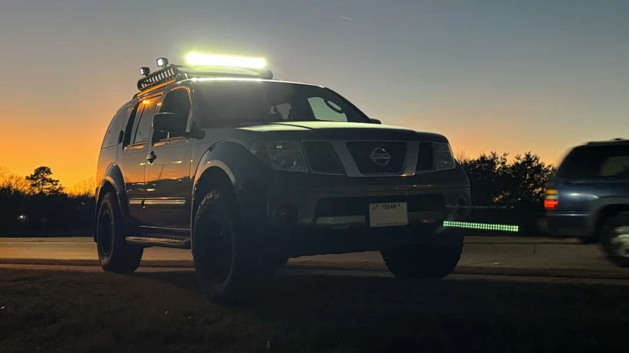 2007 Nissan Pathfinder 3rd Gen - Image 3 of 3